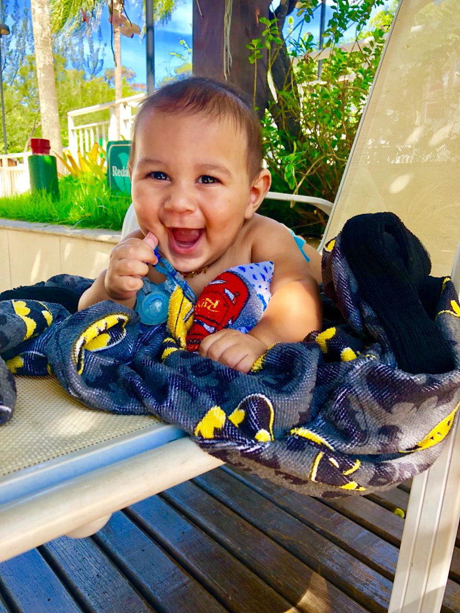 karinaaraujo007's tweet photo. Sorriso gostoso mamãe.. #MeuModelo ..😍💙 https://t.co/NECZwUoK71