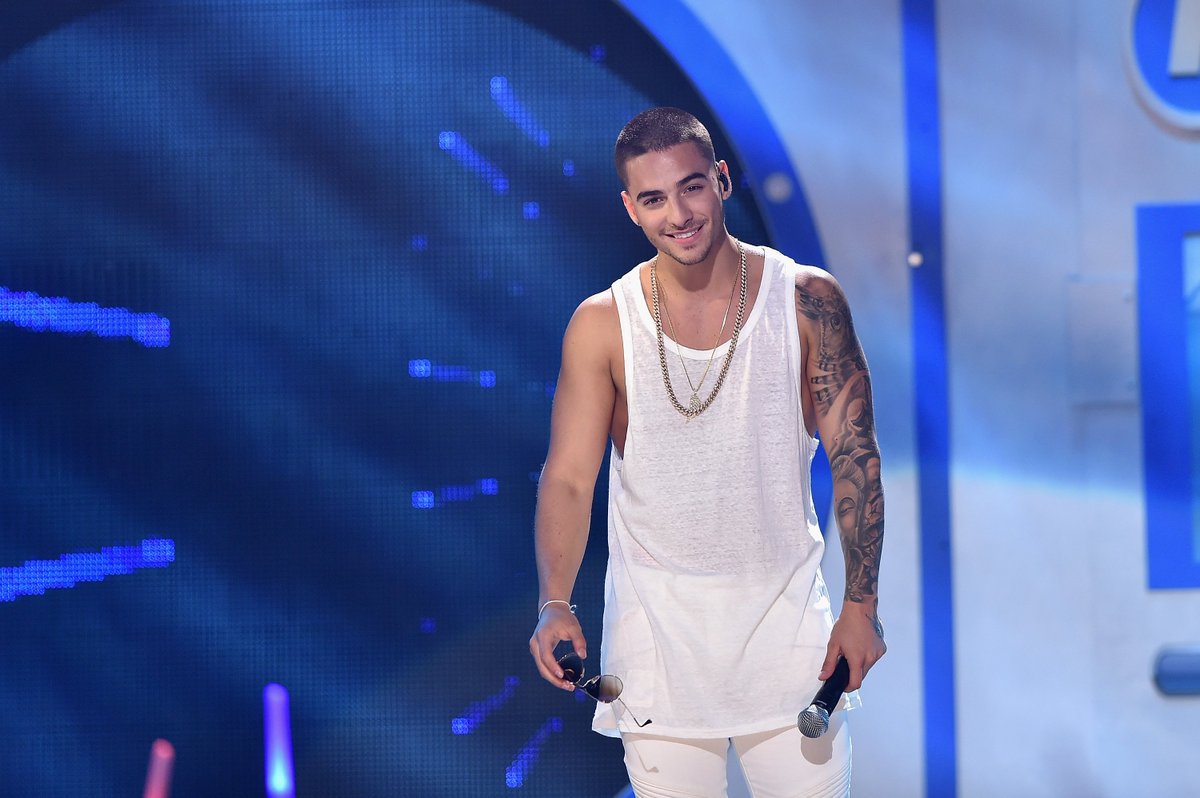 CaracolRadio's tweet photo. #Tendencias | Estos son los #Memes que burlan aparición de @maluma en #VenezuelAidLive >>>https://t.co/hsTD5seXhc https://t.co/GPZvkjc4LG