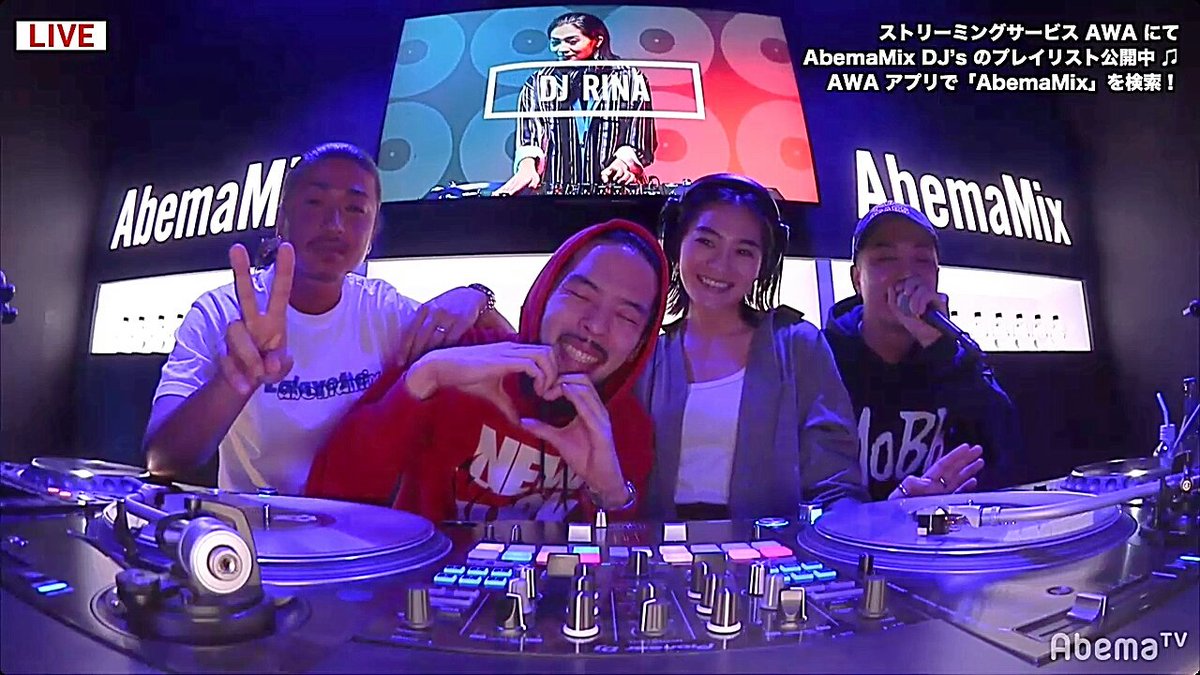 dh_chabin's tweet photo. 昨日は大騒ぎでしたね🎶
でも楽しそうだった…かな。

キッツいお酒が出てくるし、乱入あたりまえだし(機材トラブルもあった？)…

リナトン、本当にお疲れさまでした😊

#AbemaMix
#パリフラ
#djrina
#mcyoukid
#DJ_TSUKASA_
#DJSPITE https://t.co/UrfrKKDGqS