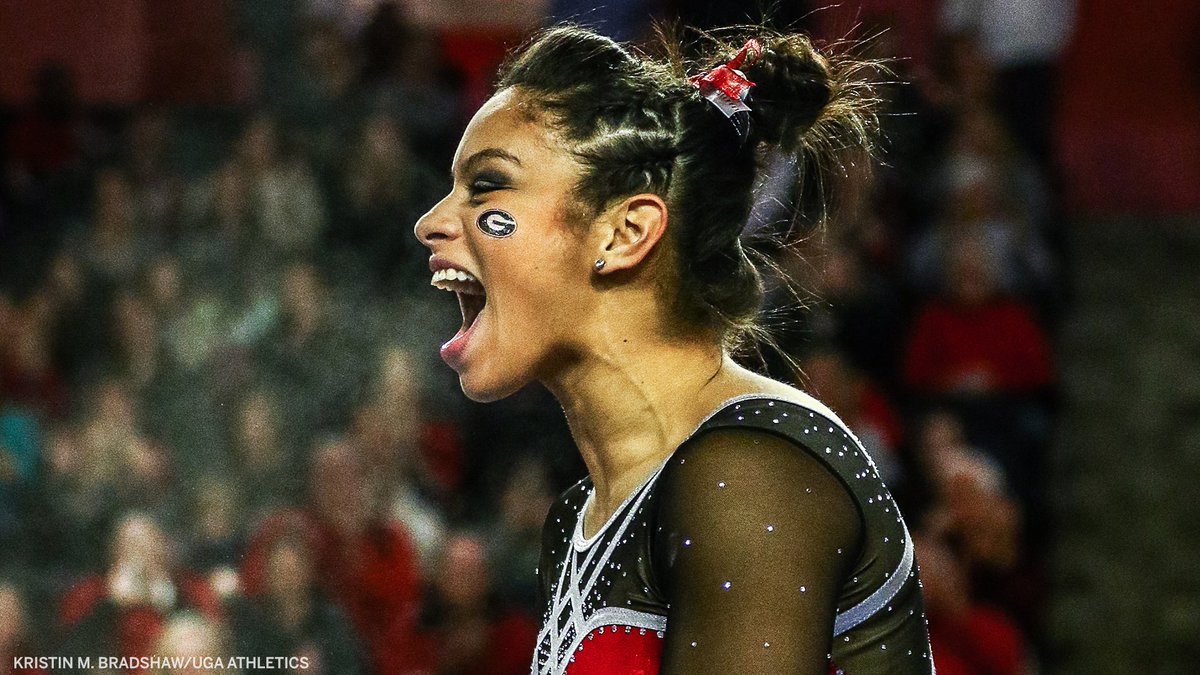 SECNetwork's tweet photo. GO DAWGS!

@UGAGymnastics hands Florida it's first SEC loss. https://t.co/sDBn1JFUOY