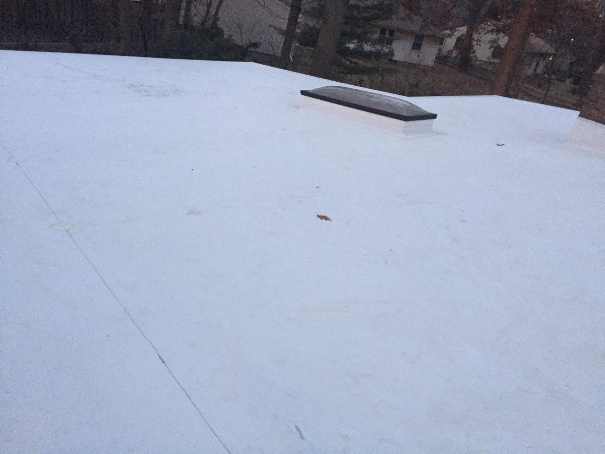 ImperialRoofInc's tweet photo. @gafroofing TPO Everguard 80 mill in Ann Arbor. Check us at https://t.co/Sh97fMDbde https://t.co/7KvaRqnrvl