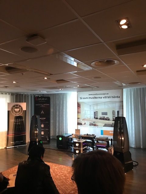 Stromtank_com's tweet photo. Pure listening pleasure demonstrated at High End Mässan Show last weekend in Stockholm. 2 high end systems totaly powered by #STROMTANK. Many thanks to all show vistors and Likki & Robert from #AudioConcept – it was sensational. 😁 😍 https://t.co/pDZF3oFvgf