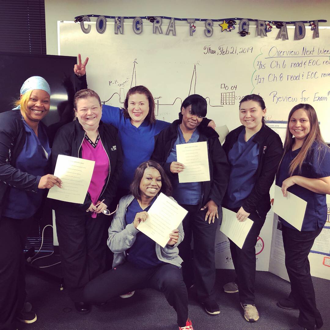 QuestCollegeEdu's tweet photo. Congratulations to our Medical Assistants, they received their Medical Assistant Creed today.     You earned it! 👩‍⚕️ 🏥 https://t.co/1tplcuStXD