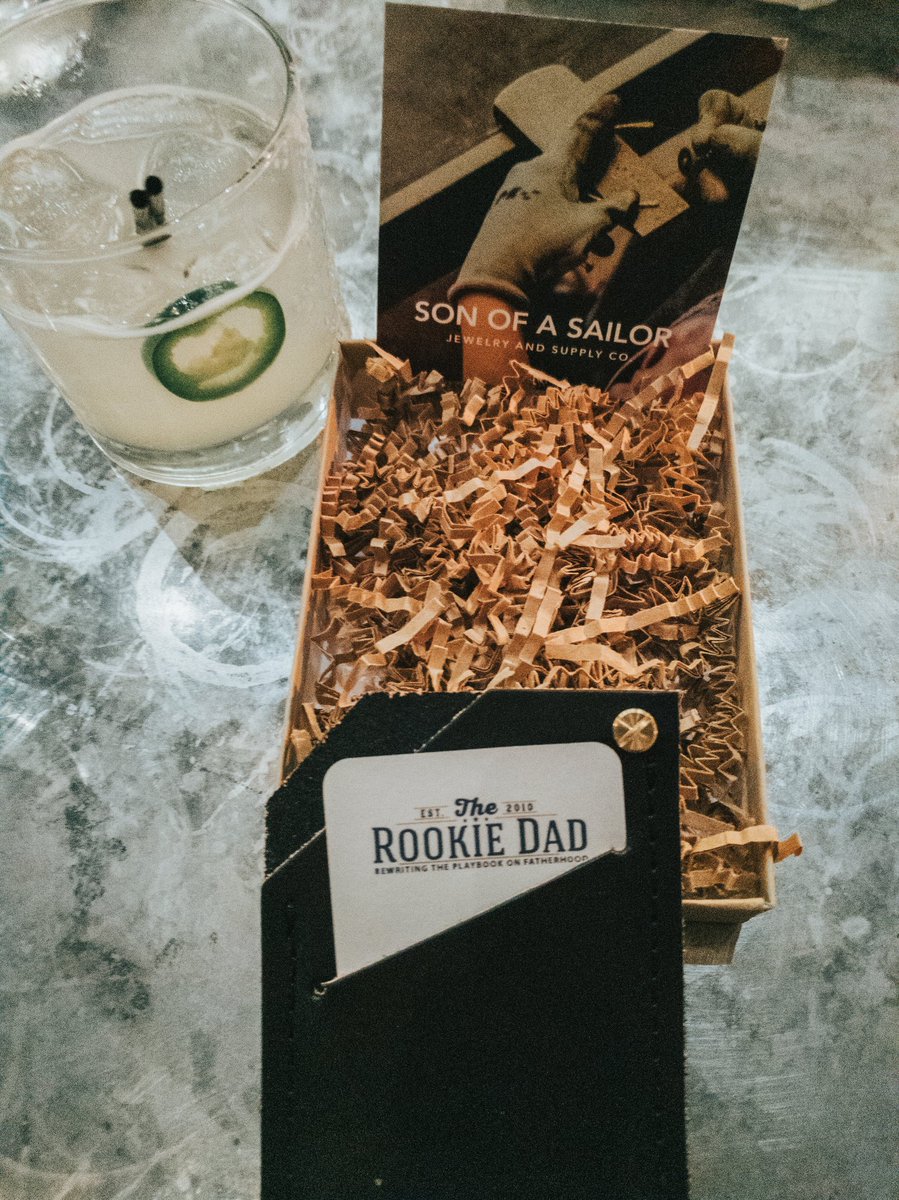 therookiedad's tweet photo. Loving this @sonofasailortx business card holder by @amazonhandmade! #madefordad #AllonAmazon #Dad2Summit https://t.co/hp77qRVjJ2