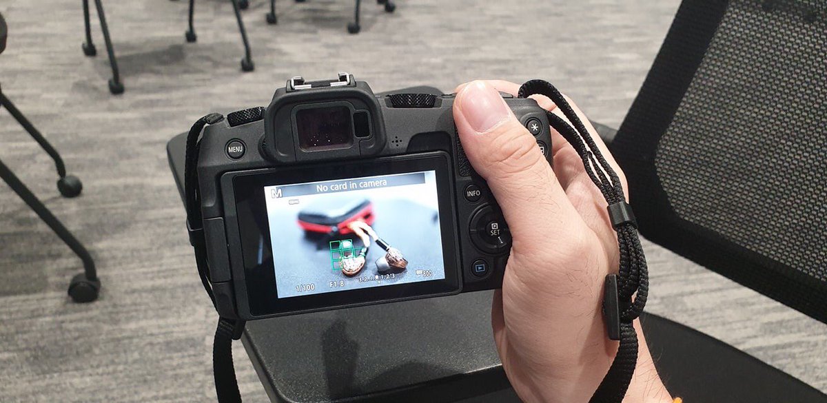 techhub_arip's tweet photo. สัมผัสแรก Canon EOS RP กล้อง Mirrorless Full Frame รุ่นเล็ก กับน้ำหนักเบาเพียง 485 กรัมเท่านั้น
https://t.co/o0Xlxnofwo
#Canon #CanonEOSRP #Aripfan https://t.co/M1ymqrqN7Z