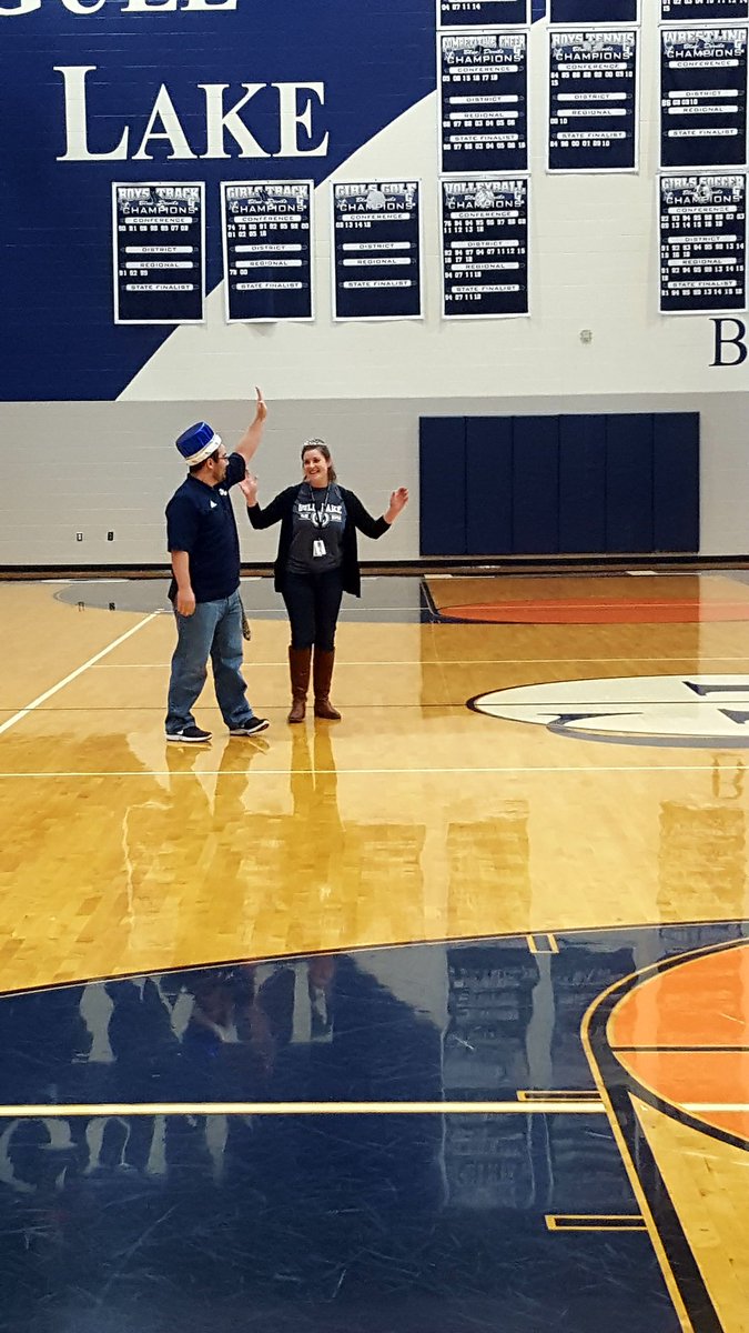 Teacher court winners! Congrats Mrs. Alpuche and Mr. Santa Maria. #glcshs