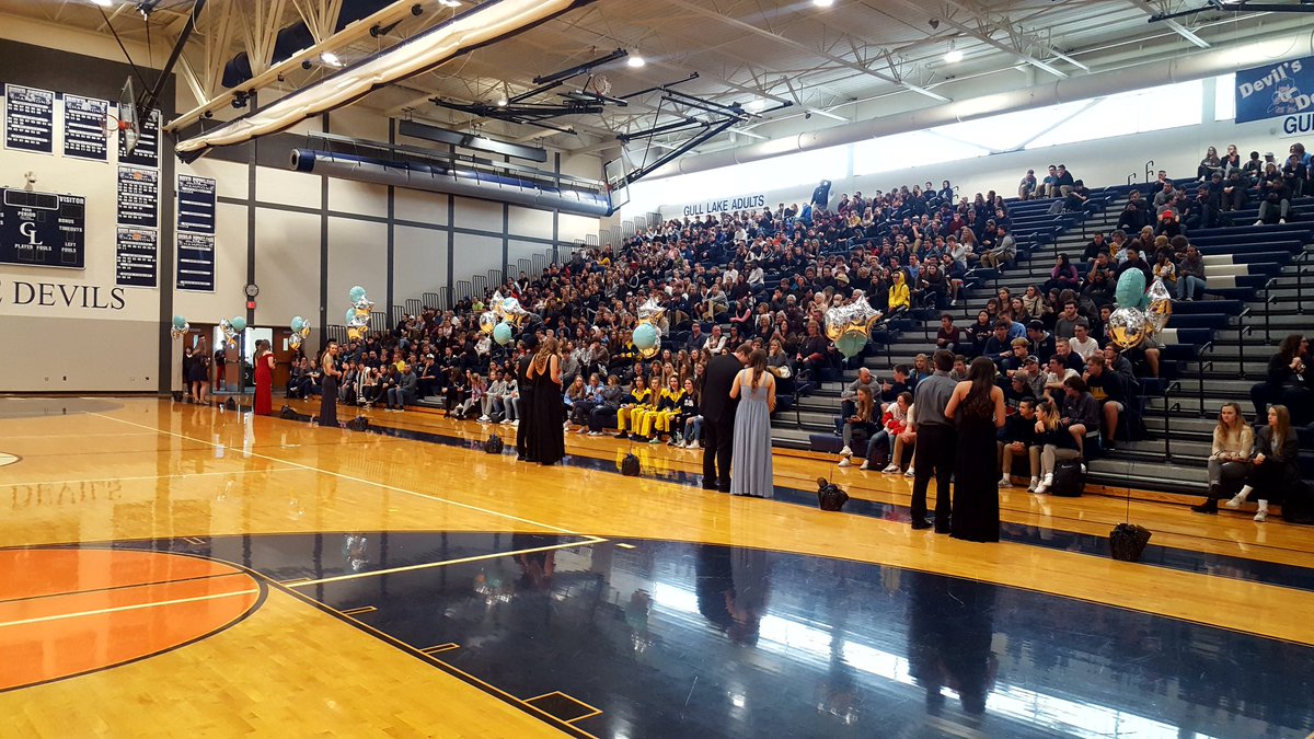 Sno Court royalty! #glcshs