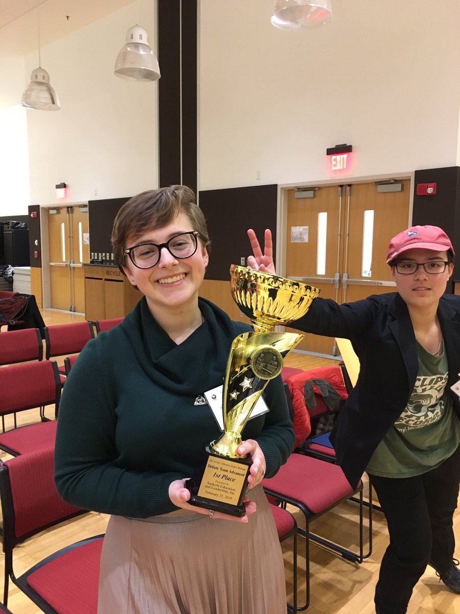 CaitlinBags's tweet photo. Bacon Academy advanced debate team takes home the win!! @BA_Peel https://t.co/XqaSNSSZhJ