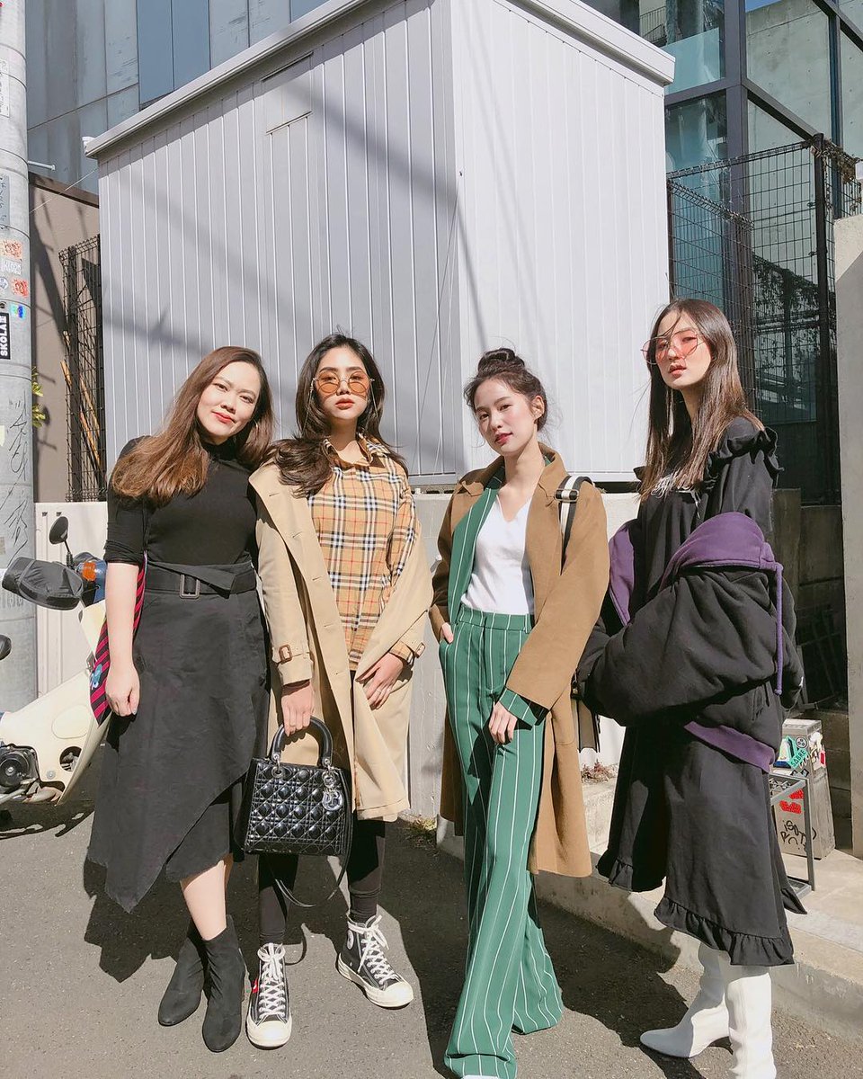 naerngninbth's tweet image. ชิคชิคกันเก่งงง 😎 
#MACWORKSHOP  #MACSPRINGPREVIEW  @maccosmeticsthailand

IG : pimtha
CC : @thanaerngxboth @Thanaerngninnx