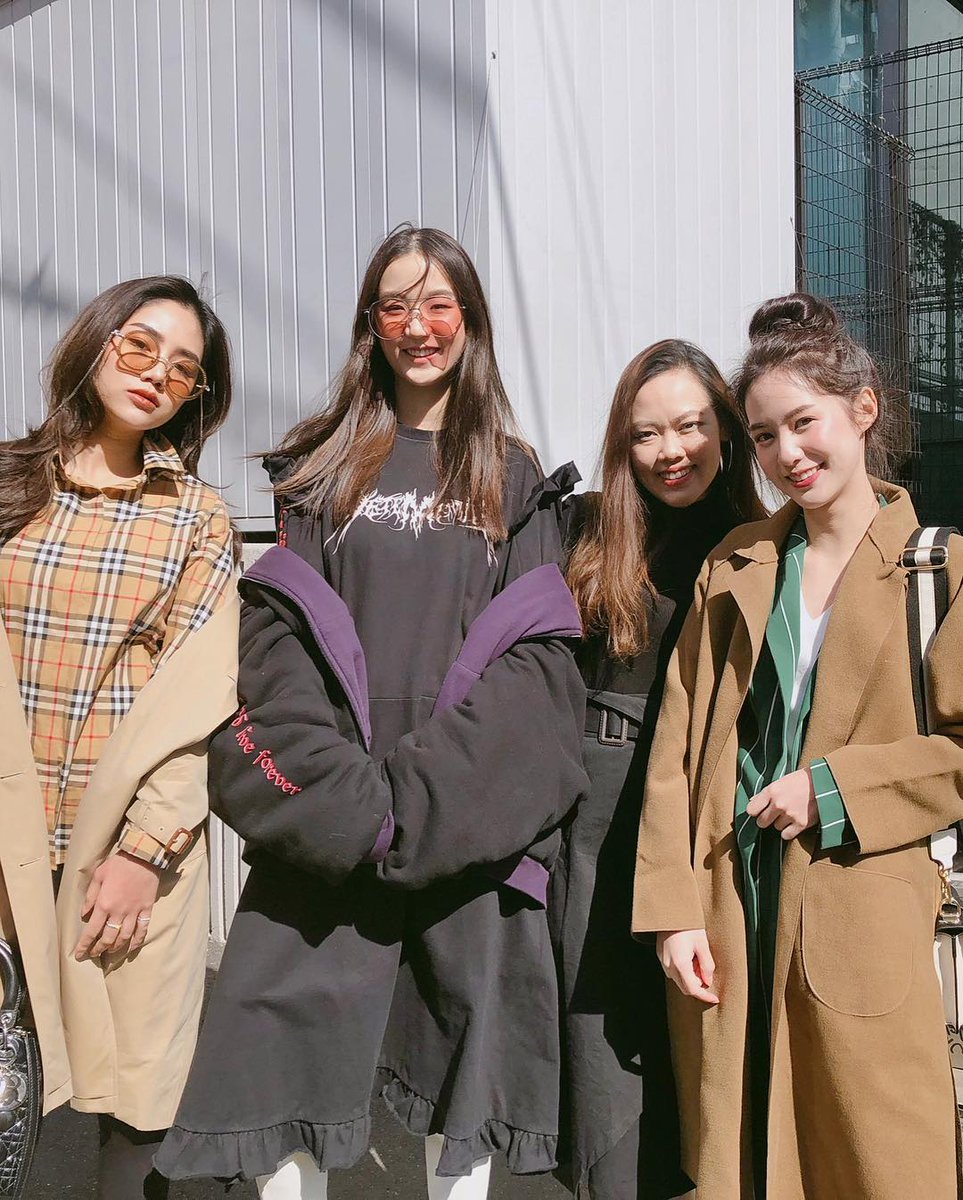 naerngninbth's tweet image. ชิคชิคกันเก่งงง 😎 
#MACWORKSHOP  #MACSPRINGPREVIEW  @maccosmeticsthailand

IG : pimtha
CC : @thanaerngxboth @Thanaerngninnx