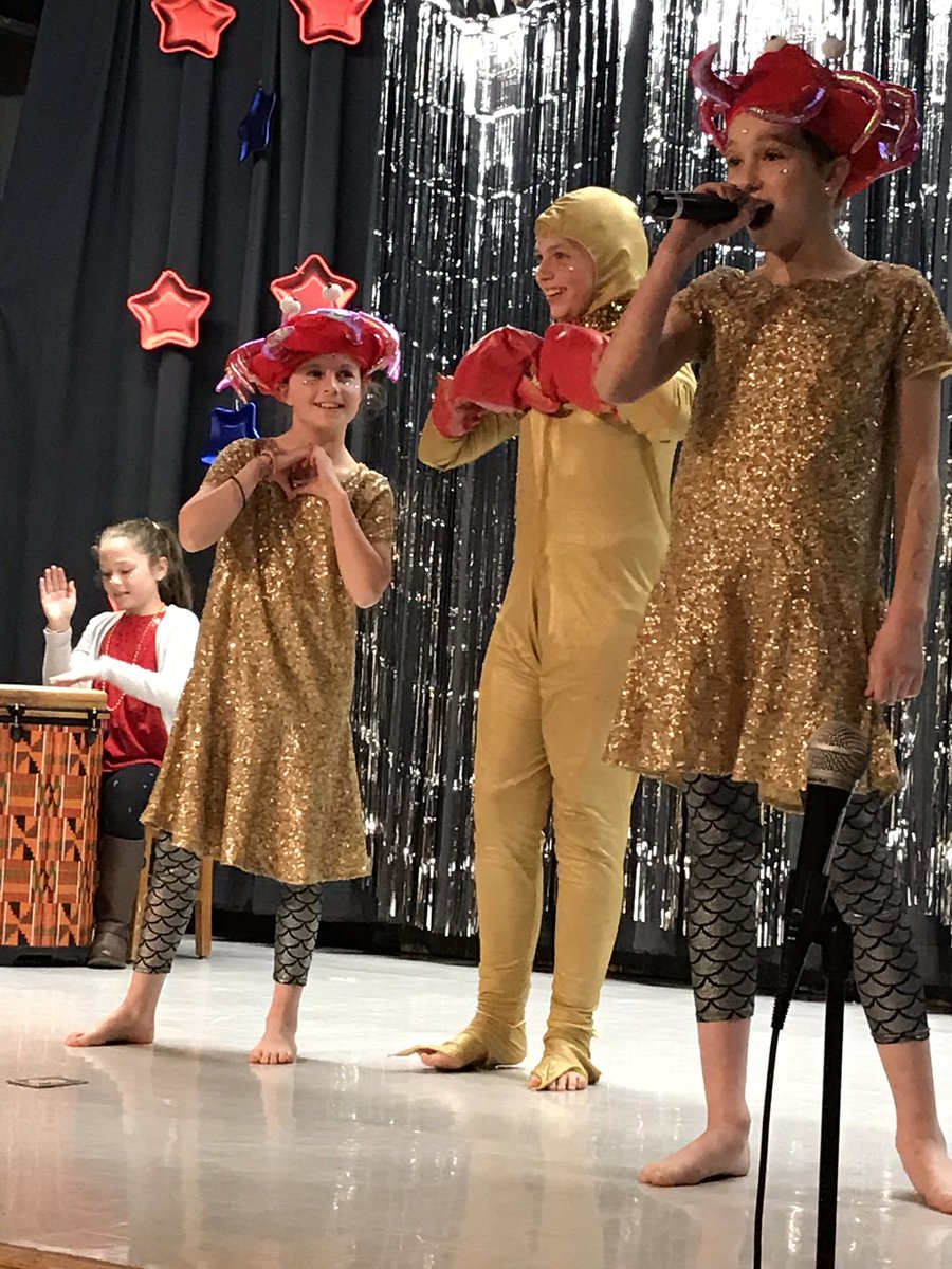 CrozetElem's tweet photo. PTO Got Talent Show @CrozetPTO @CrozetKids success! #greatestshow https://t.co/RSFz2CwOuF