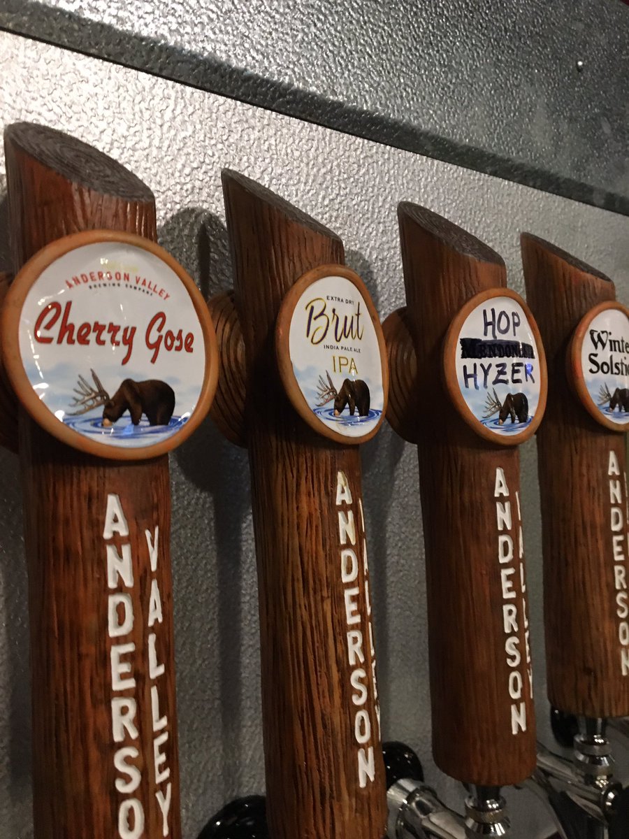 JordanAVBC's tweet image. Debuting #BrutIPA in the #COACHELLA valley tonight @LaQuintaBrewing