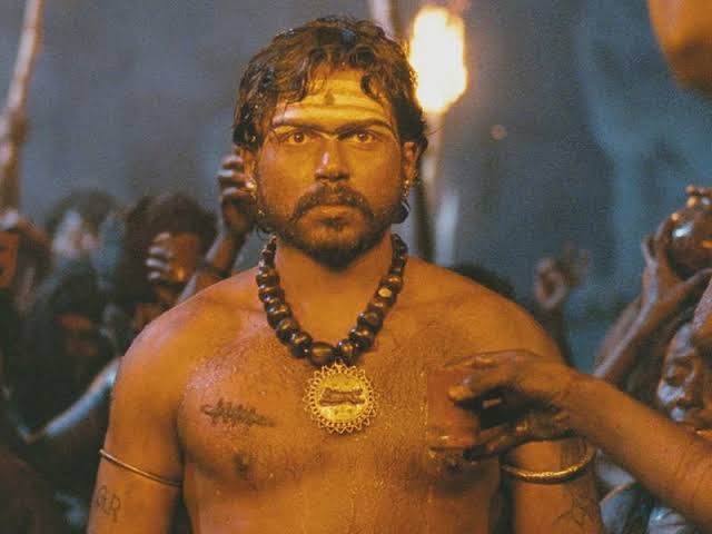 karthiFan_KFC's tweet image. பாகுபலியை விட மிகப்பிரமாண்டமாக ஆயிரத்தில் ஒருவன் என்கின்ற சரித்திரப் படத்தை பத்து வருடத்துக்கு முன்பு எங்கள் அண்ணன் #மக்கள்நாயகன் @Karthi_Offl நடித்து விட்டார்...!

#12Yearsofkarthism #12Yearsofparuthiveeran