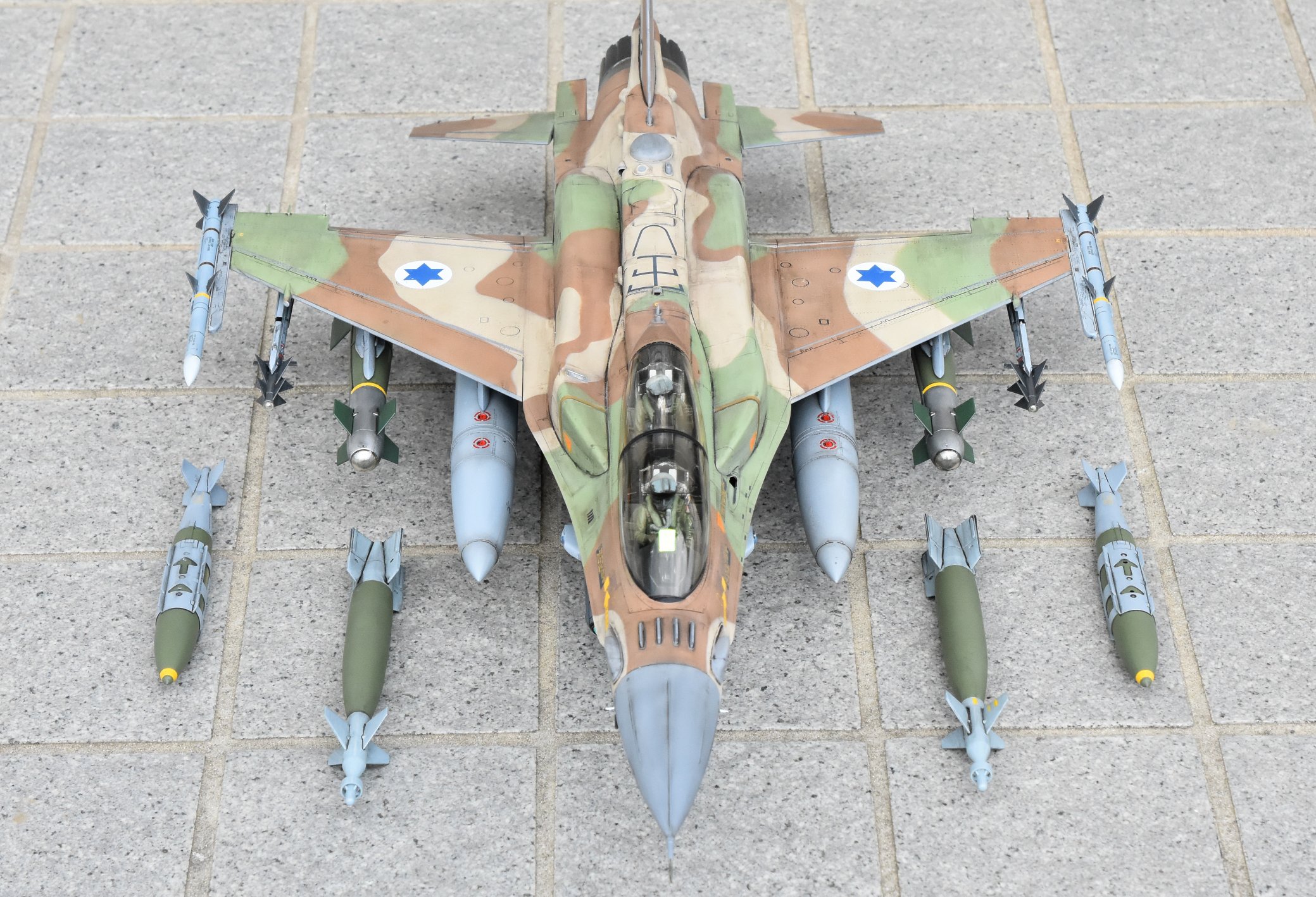 アカデミー 1/32 F-16I SUFA イスラエル空軍カラーセット