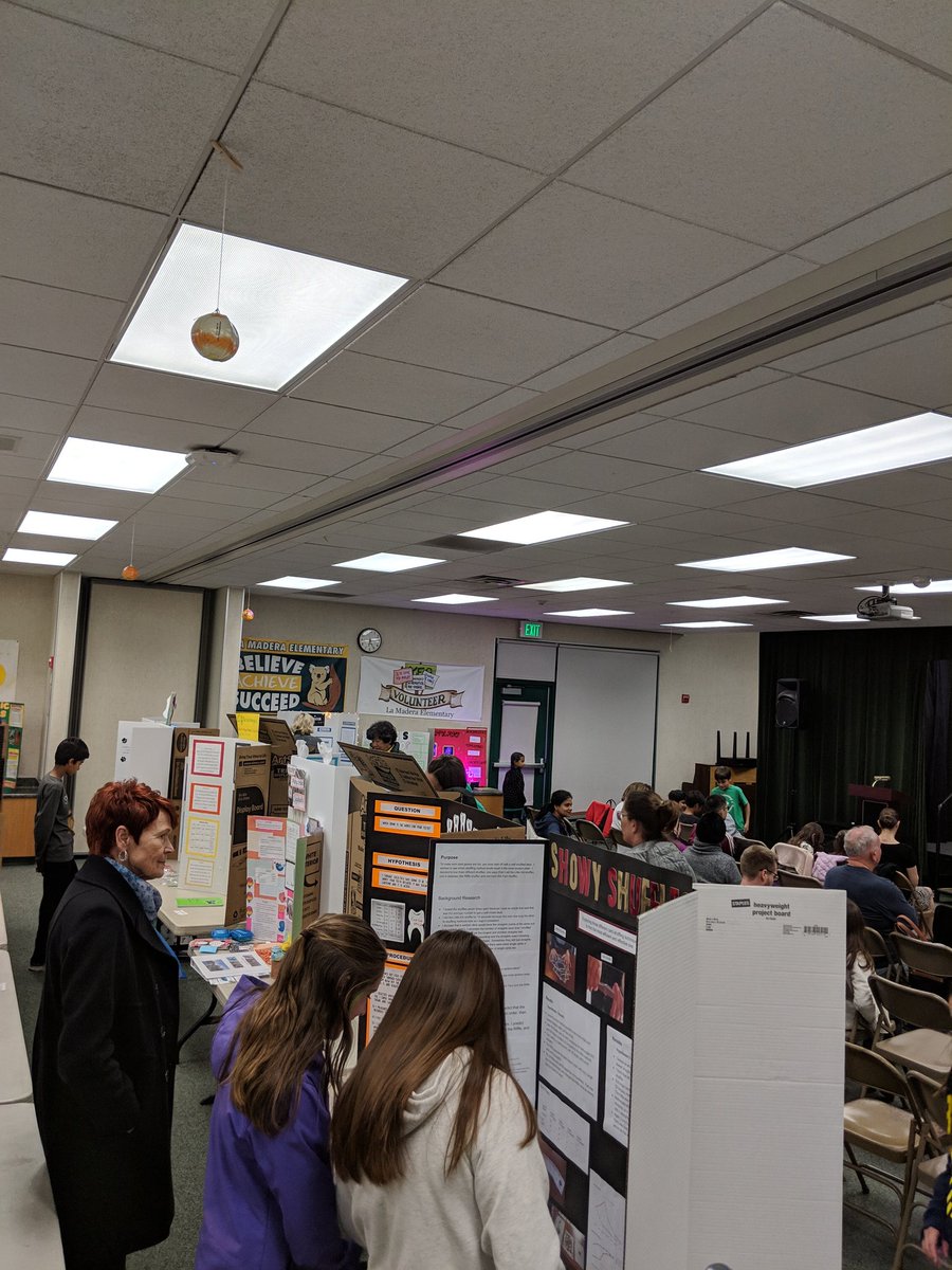 LaMaderaElem's tweet photo. Thank you La Madera Families for coming out tonight to support our Koala Scientists! Thank you so much to our Science Fair Coordinators &amp; Judges!#SVinnovates #STEAM #SVUSDshines https://t.co/0uJ07l0c4y