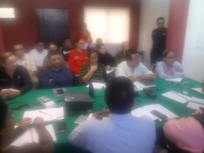 RLujn1's tweet photo. Reuniones de trabajo en #ConafeNayarit con personal de Programas Educativos, Apoyo Logístico y Educación Inicial; como parte del seguimiento a las acciones del Programa Jóvenes Construyendo El Futuro.

@Eicarrilloa 
@Ramon19763 
@BerthaRosas13 
@AliciaR86269264 https://t.co/qcilnr4EYO