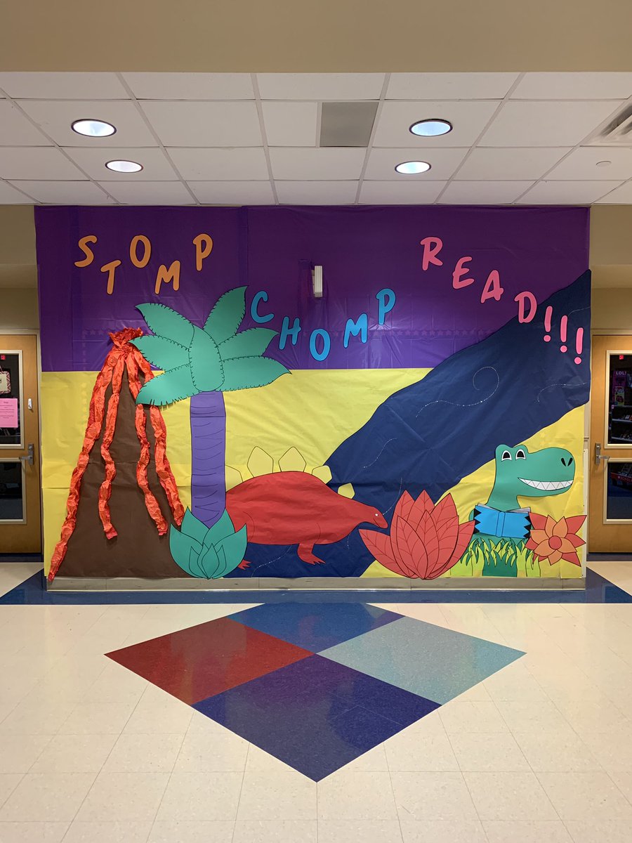 Paschal_Library's tweet photo. #stompchompread #scholasticbookfair is ready for business Monday morning!! See you there @PaschalPatriots and don’t forget to set up your eWallet. #PESLibrary https://t.co/fx8Uc45vbv