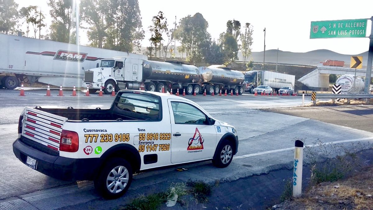 911MotoHelp's tweet photo. Aquí les compartimos un poco de los traslados que realizamos esta semana. Si tu moto falla y no tienes cómo transportarla, o si deseas trasladarla de una ciudad a otra o de un estado a otro. ¡Ya sabes a quien llamar! 🤟🏻🏍 https://t.co/bjJsdf5HFd