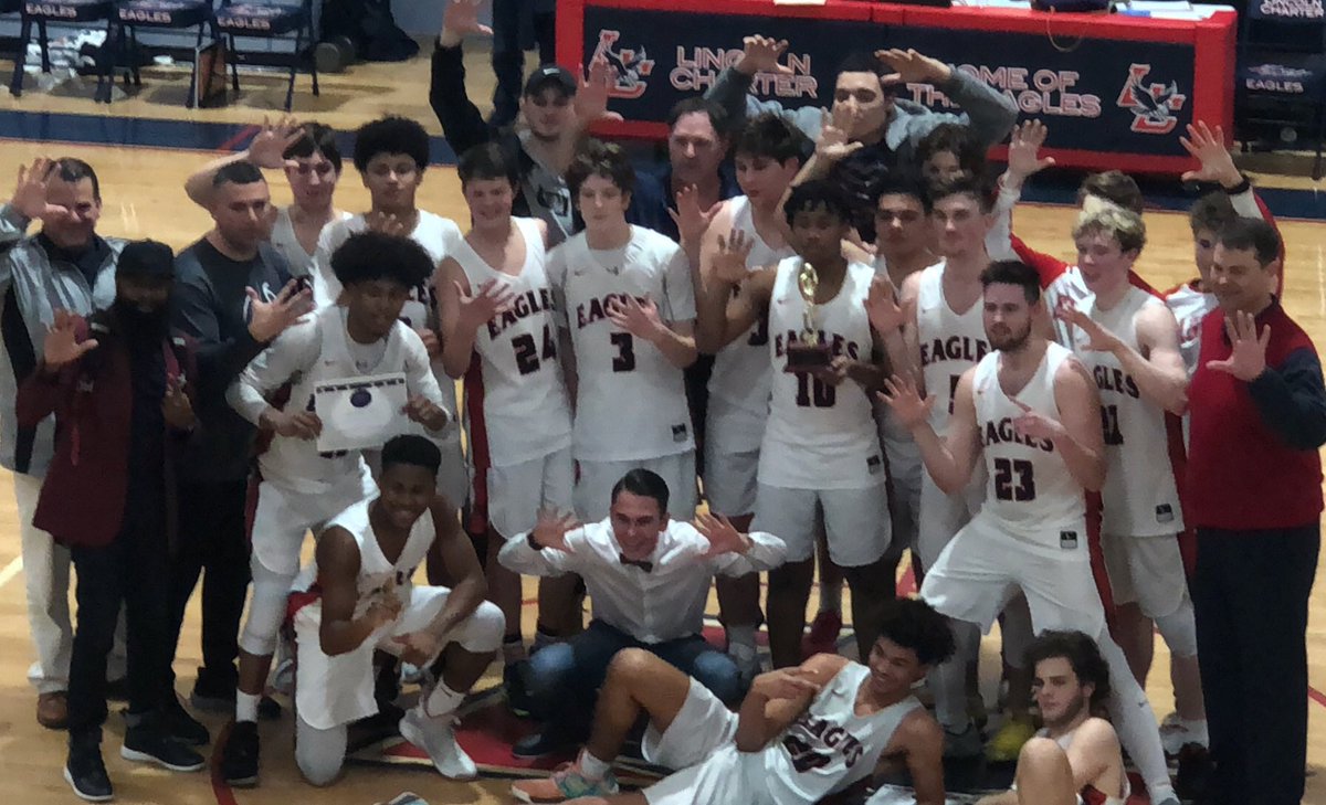 LCSMensBBall's tweet photo. Congrats to Lincoln Charter on wining their 5th Conference Tournament Championship! Nice team win led by:

@Levontae_knox 27 P 11 R

@Jacksongabriel0 26 P 6 A 6 R

@1samcogan 11 P 4R

@AxelHolm2020 10 P 5 R 4 A https://t.co/tV6coyaT2G