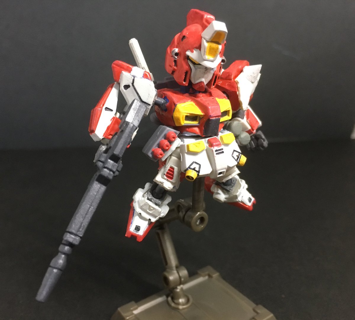 ガシャポンnerd Pa Twitter 改造作品紹介no ガンダムf90 火星独立ジオン軍仕様 コンバージ ガンダムf90を 火星独立ジオン軍仕様に改造しました 敵に鹵獲または寝返った機体って 格好良さ3割増しなると思うんですが私だけですかね これがガンダム 悪魔の力