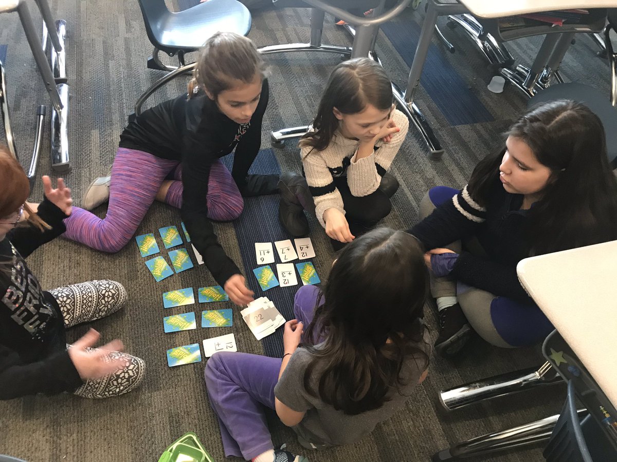MrsStrain2's tweet photo. Today we played some games with our buddies! #togetherisbetter @Ms_Klein_ https://t.co/OSI5Wnu0mE