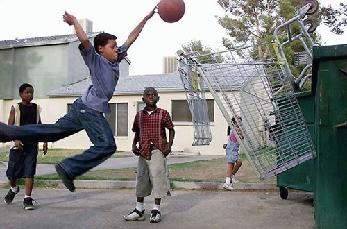 RonMFlores's tweet image. As strategies are discussed for what elite prospects should do (sit, sign endorsement deal &amp;amp; train for Draft, finish season, etc.), should be noted Michael Jordan had a &quot;Love of the Game&quot; Clause starting w/his rookie contract.

He could play competitive pickup anytime, anywhere