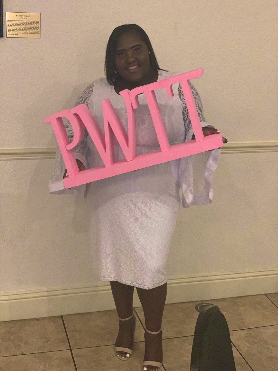 LiyaaaahT's tweet image. Sooo I did this thing 💖
#PWTT #Ethereal36 #CrownsUp