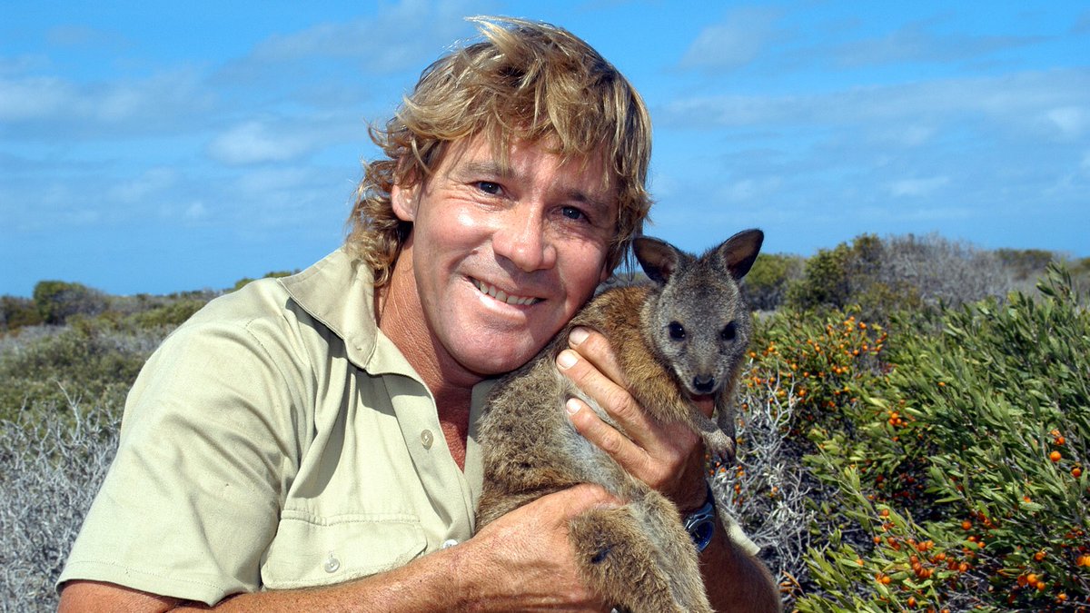 BindiIrwin's tweet image. This message goes out to YOU.
Thank you so much for your extraordinary kindness, strength and support, helping us to continue Dad’s legacy.
He dedicated his life to conservation.
To the world, he will always be known as the greatest Wildlife Warrior.
To us, the best Dad. ❤️