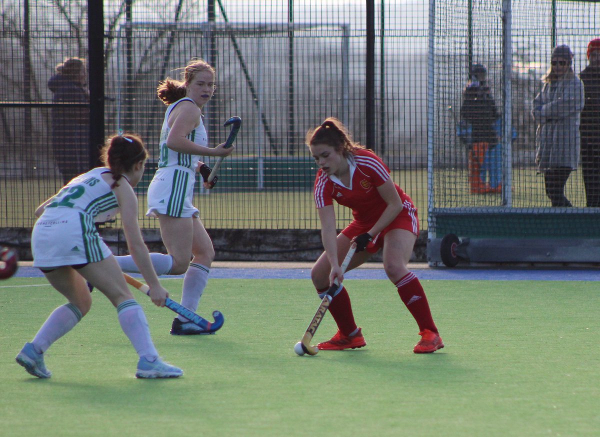 Honoured to co-captain England with my buddy <a href="/SienaHorton/">Siena Horton</a> against Ireland on my 18th birthday! 🏴󠁧󠁢󠁥󠁮󠁧󠁿Topped it off with a goal! Thank you to the squad and coaching team for making my 18th so memorable!! ❤️ @AratacHockey <a href="/adidashockey/">adidas Hockey</a>  <a href="/chamroxhockey/">Chamrox</a> <a href="/EnglandHockey/">England Hockey</a>