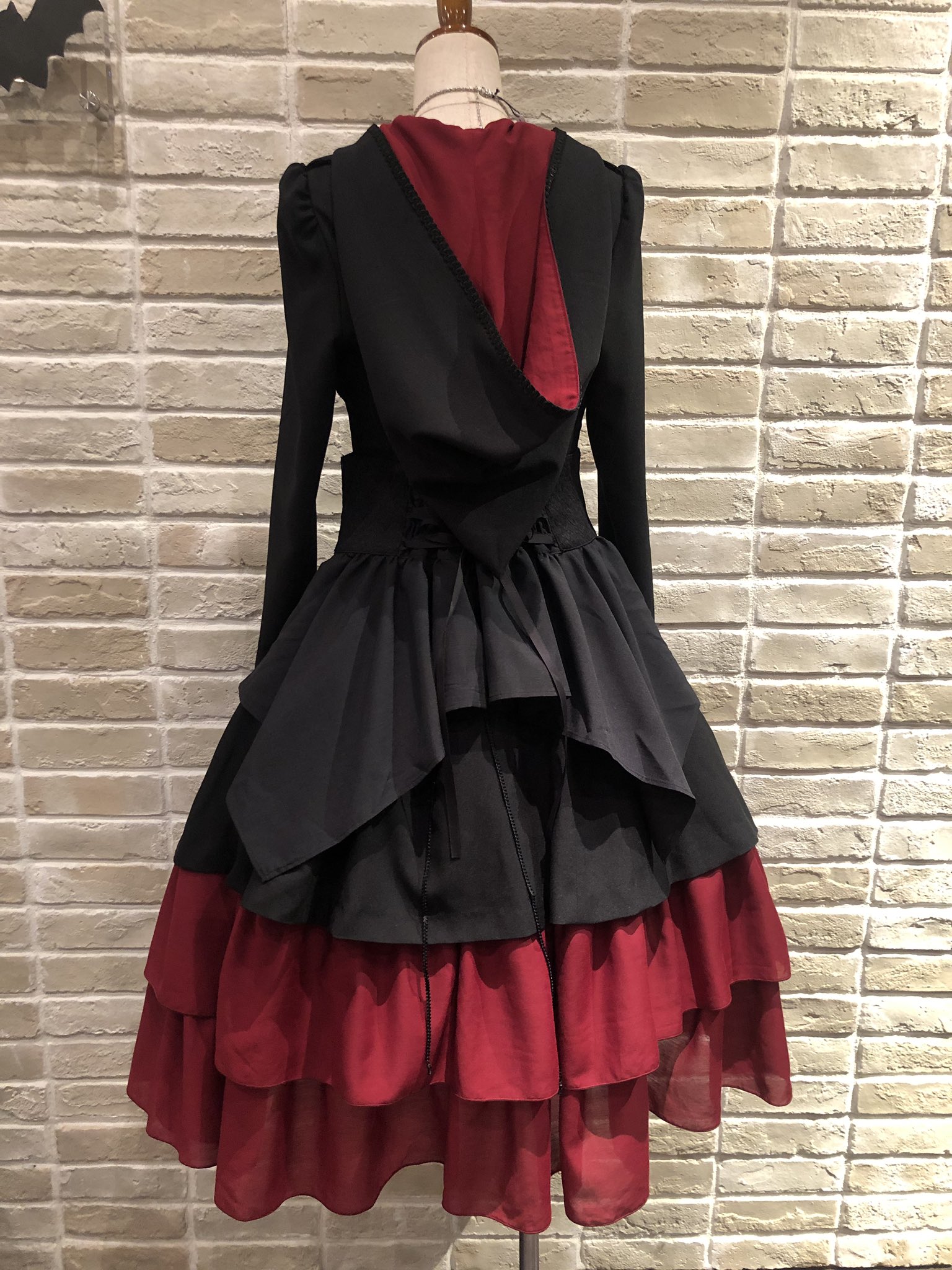 MIHO MATSUDA 心斎橋店 в X: „黒×赤のスペシャル仕様の 魔女 MIHO MATSUDA 心斎橋店 в X: „黒×赤のスペシャル仕様の 魔女