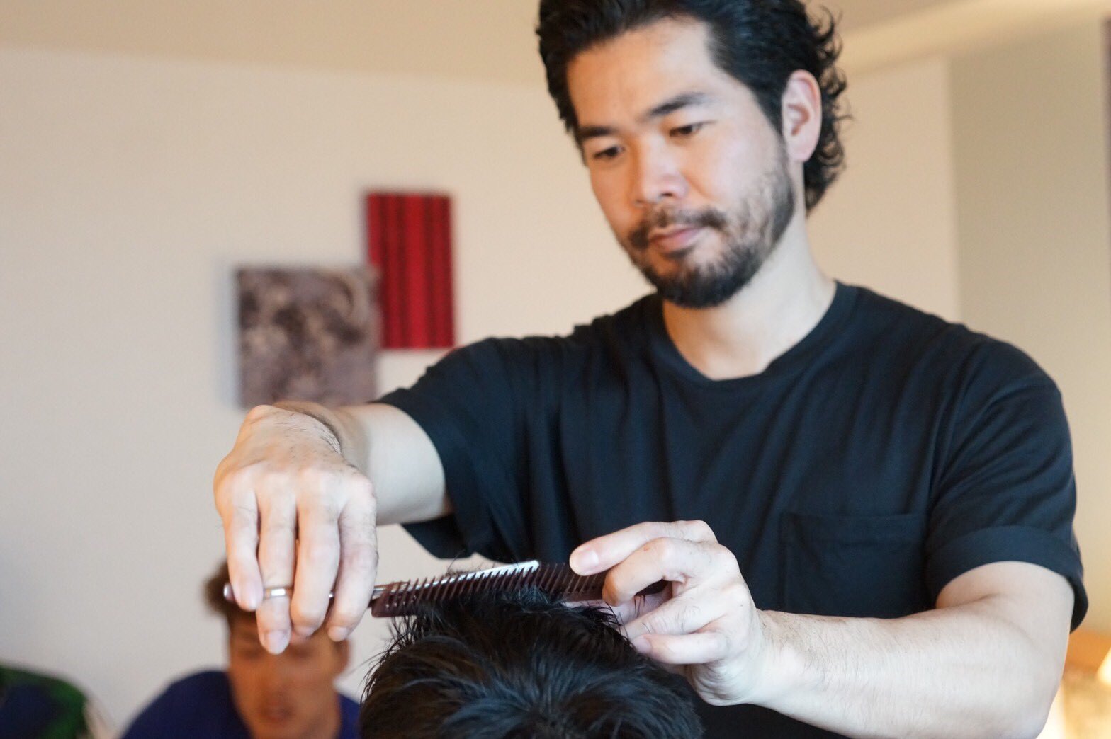 鈴木 優 V Twitter いつもお世話になっているmerican Barbershopのhead Barberを務めるウッティーヨースケさんに宮崎までお越しいただいてオリックスの選手たくさんを切っていただきました とってもキャッチーで最高です 最高の気分で今日もマウンドに上がれ 鈴木 優 V Twitter いつもお世話になっているmerican Barbershopのhead Barberを務めるウッティーヨースケさんに宮崎までお越しいただいてオリックスの選手たくさんを切っていただきました とってもキャッチーで最高です 最高の気分で今日もマウンドに上がれ