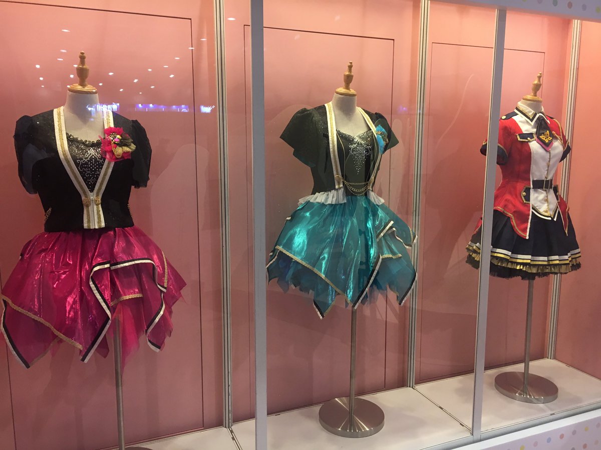 救急車 در توییتر C3afa香港19バンナムアイマスブース3 おそらくプロミ18の衣装