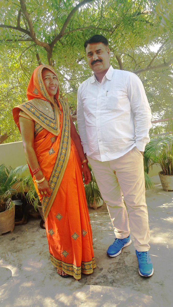 Dad love me with passion Mom love me with care. I wish Happy anniversary to World's most beautiful pair. 
Happy Anniversary Mom and Dad.
Mr. #PratapSinghGurjar ( parshad )
Mrs. #RajniGurjar
#Nehagurjar #Gurjar