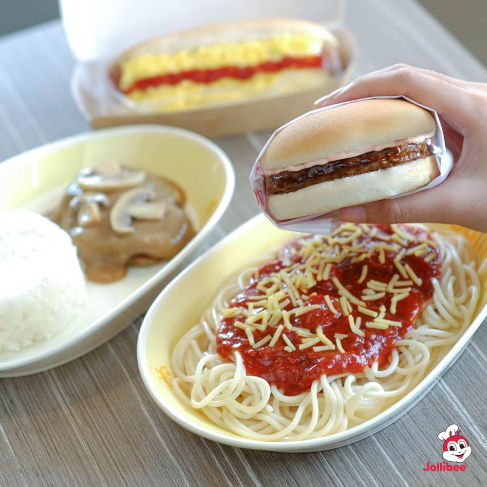 zurairi's tweet photo. Joy to Malaysia with @Jollibee's 100 outlets coming soon https://t.co/yYP1QLAfVg

The outlet here has adapted its menu to be pork-free and is in the process of obtaining the Malaysian halal certificate. https://t.co/ltCiZqS6I0
