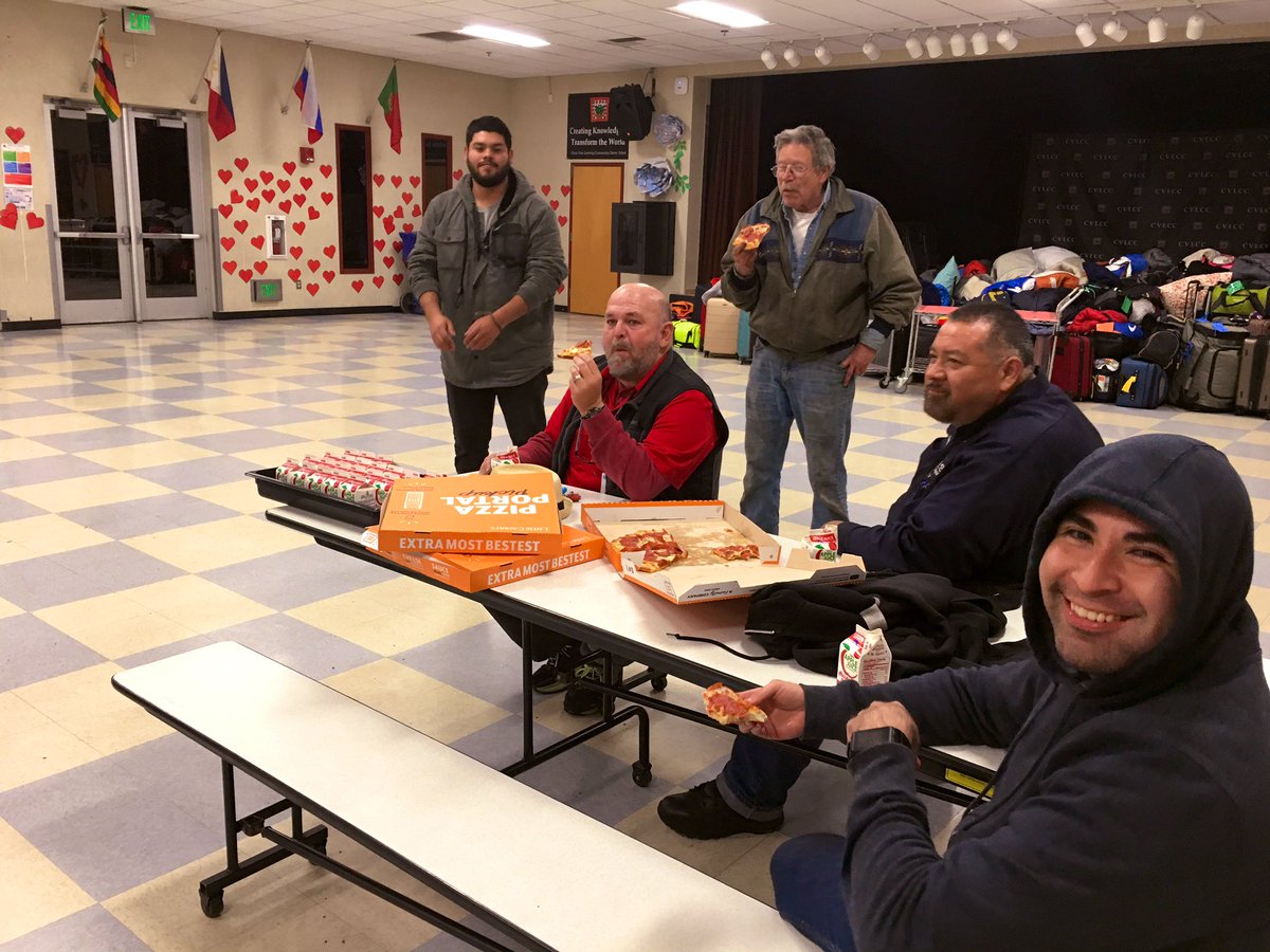 CVESD_SchoolBus's tweet photo. We started the day at 5 AM and we’re ending it at 9 PM! We delivered over 3,000 students home safely today, including 300 from #LibertyElementary and @CVLearningCC, through the snow and ice at two camps! Our team is absolutely amazing! 🚌
#ThisIsHowCVESDRolls
@CVESDNews https://t.co/sEM76vhSIy