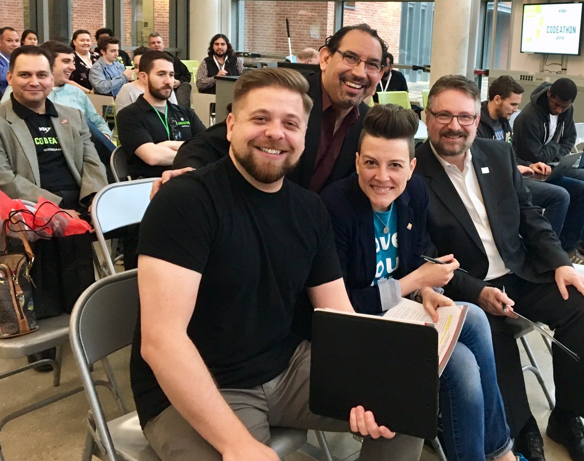 DrLuisEMartinez's tweet photo. Proud to have @TrinityEntrep host @VIA_Transit Codeathon on @Trinity_U campus this weekend! #Innovation #GoCodeSA #TUEntrepreneurship https://t.co/kEMayzbDGW