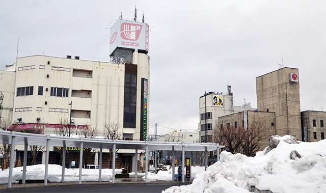 秋田魁新報社 On Twitter ニュースの つぼ ｊｒ横手駅東口前の再開発構想 横手市 建設 工事 ｊｒ横手駅 Akita 秋田 Https T Co Z1bbn3mkhx
