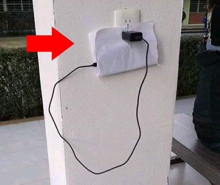 IndiaToday's tweet photo. We salute the Great Indian Jugaad. Think Simple, Think Different
#SaturdayMotivation #SaturdayThoughts https://t.co/3JcG6QgxAg