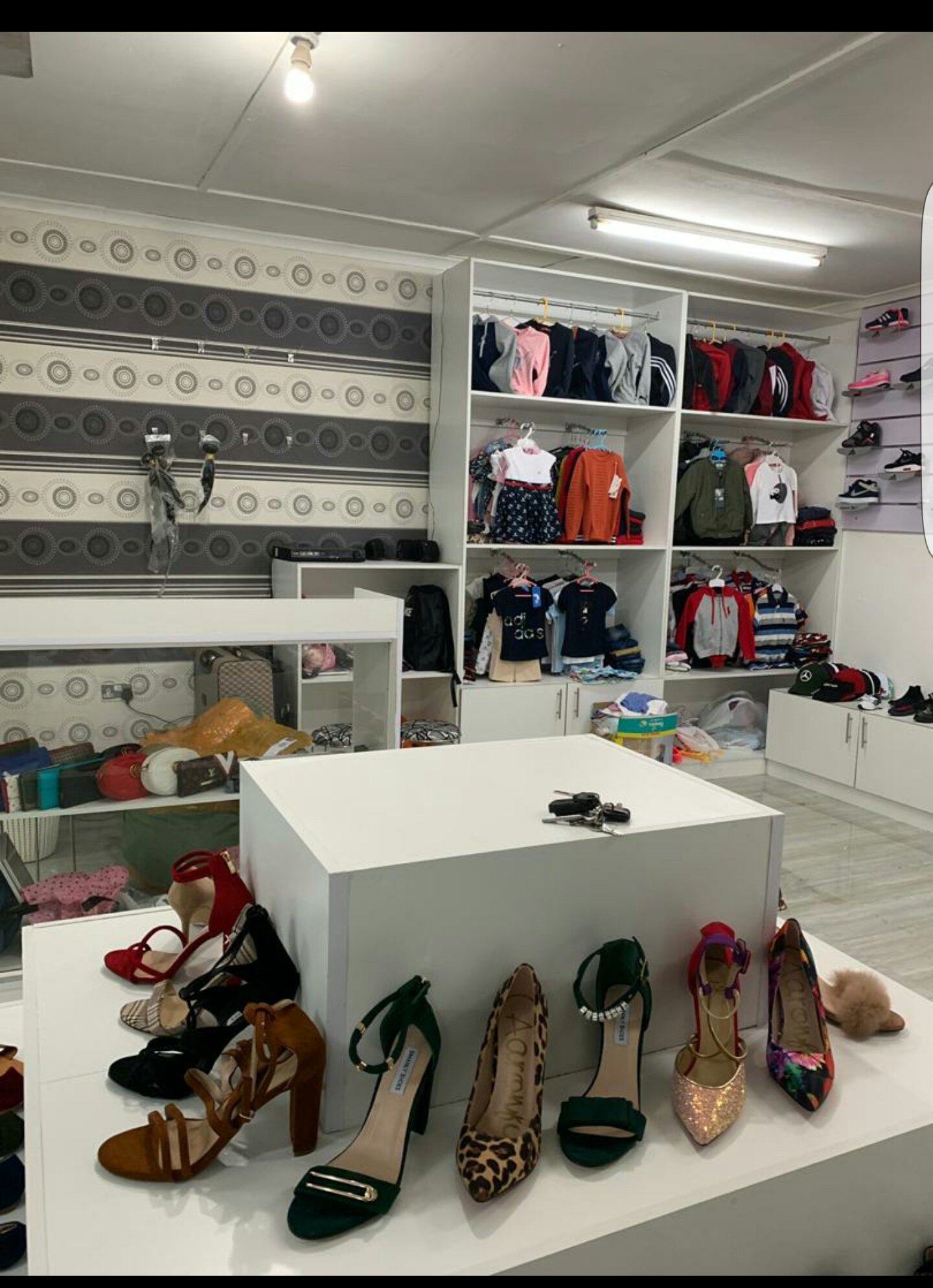 Shop11 shoes sales store