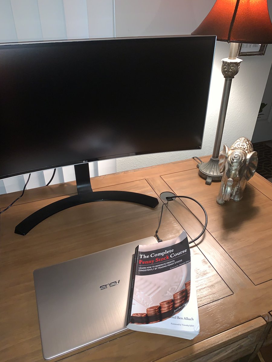 pennyst07614140's tweet photo. The Psychology of the Penny Stock Trader Fact: Undedicated traders will fail at understanding and mastering penny stock. My weekend while others partying I’m building my knowledge account #thecompletepennystockcourse https://t.co/HKgCrtZbBf