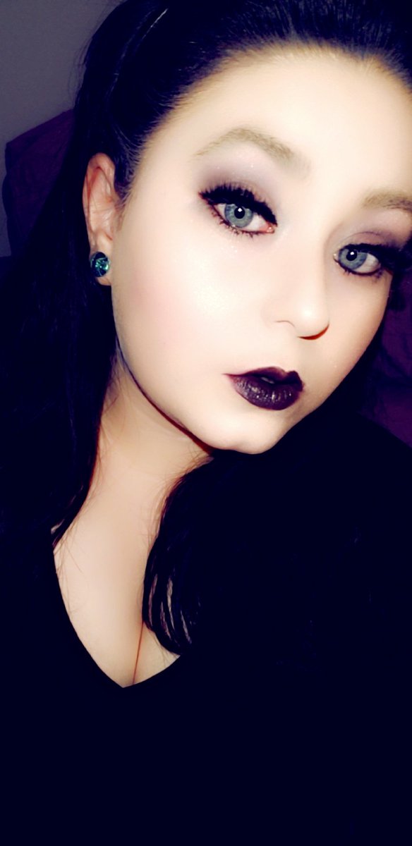 You have to love the color black 😋