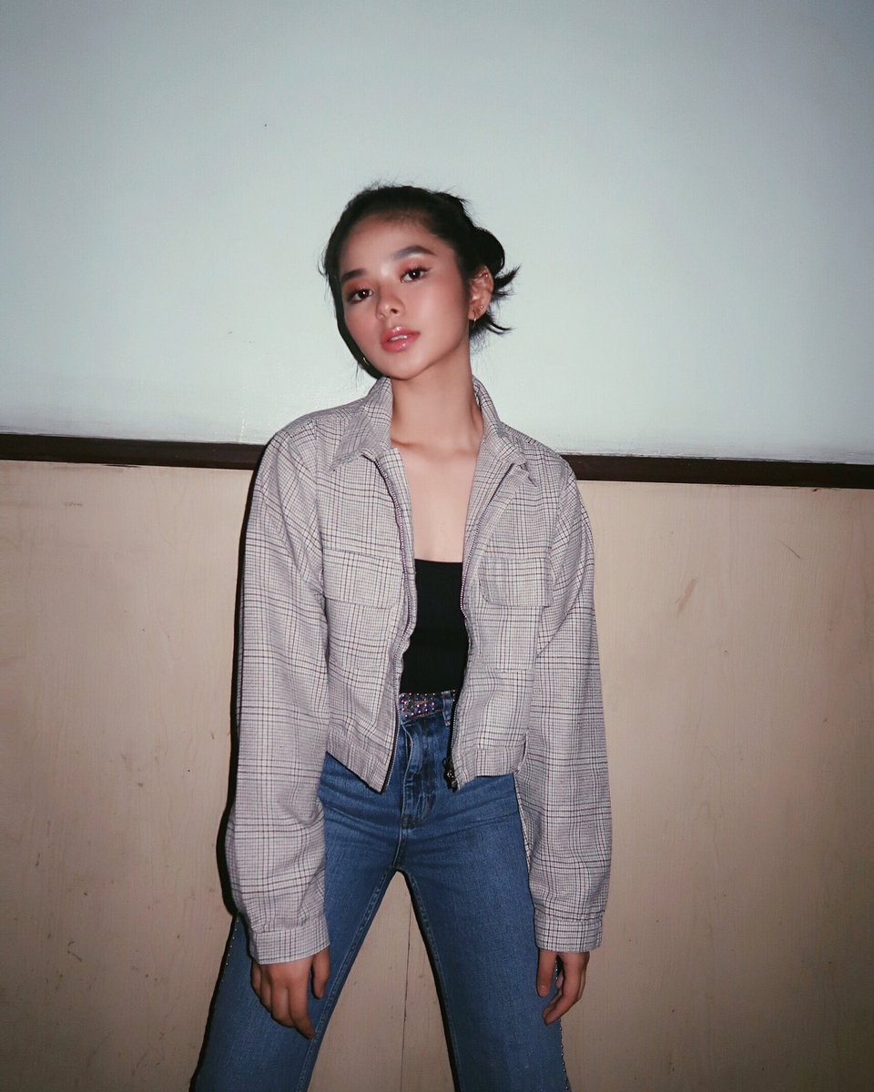 iamAndalioLoisa's tweet photo. Ang Talented Darling ng Parañaque ay 
nasa loob ng bahay ni Kuya mamaya! 🏠💙 #PBB8BigDanceOff https://t.co/lOOOdwMZuC