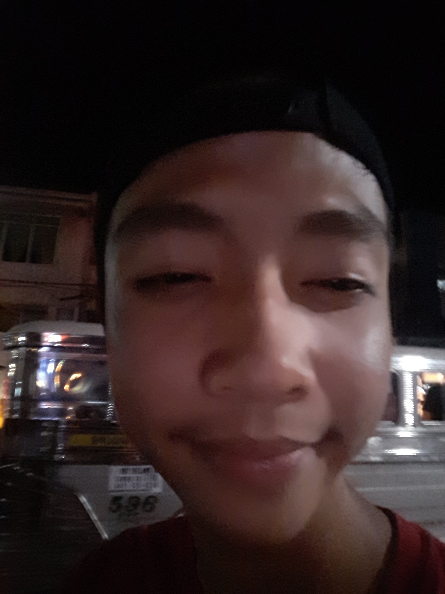  happy birthday! kaka cellphone mo yan e enjoy your day 