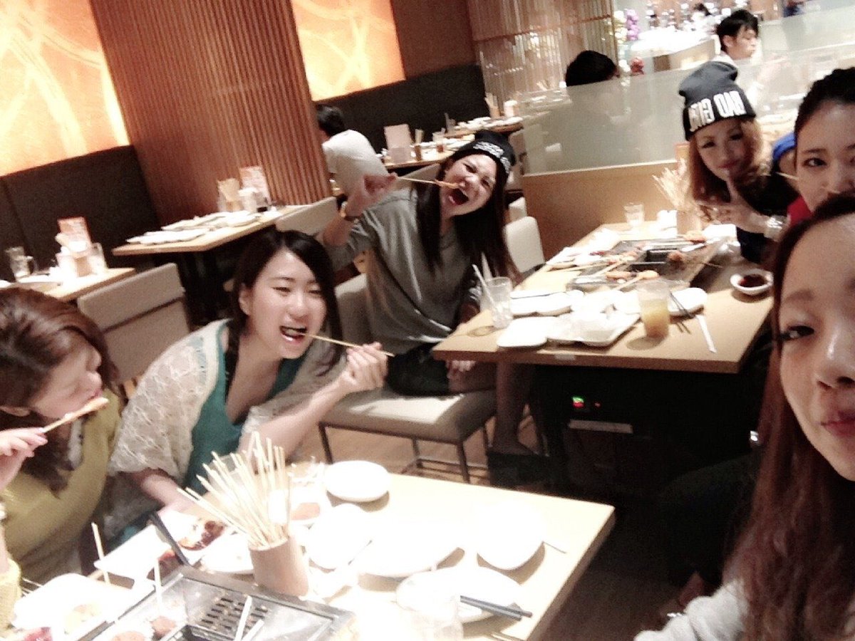 tomama05's tweet photo. いつめん、いつ集まるんですか
レ���ルで全員集合できてないな〜
写真なんか、いつのですかぐらい昔🤔 https://t.co/T7YijMjjFI