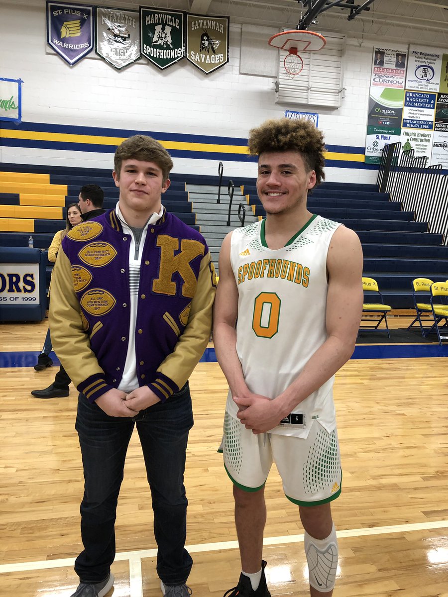 kats_coachbreck's tweet photo. 2009..................2019. These two little ball players have grown a bit in 10 years!! Congrats Spoofhounds on the district title tonight!! https://t.co/rwNl1SGAkl