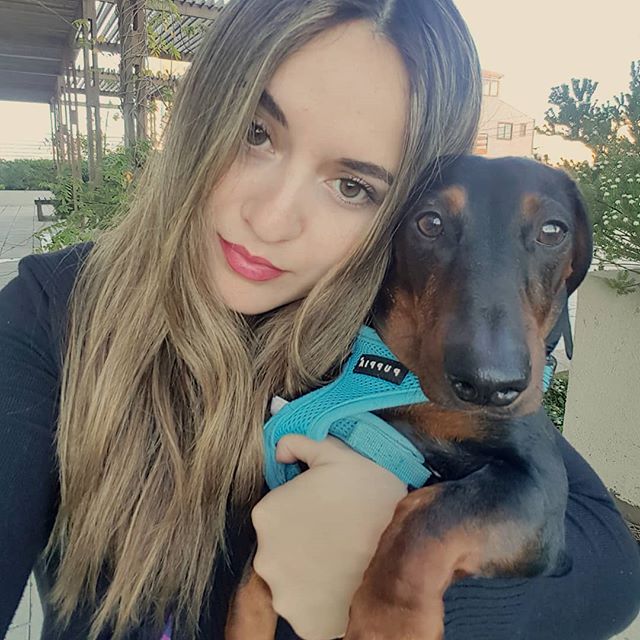 MeredithGreer18's tweet photo. Me and my best friend https://t.co/uZqnwb3ffA