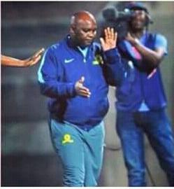 VeE_Praise's tweet photo. @Ihope7R @TaylorNitmare Chauke banana 🙆‍♂️🙆‍♂️he's at it https://t.co/JjGj4JXqos