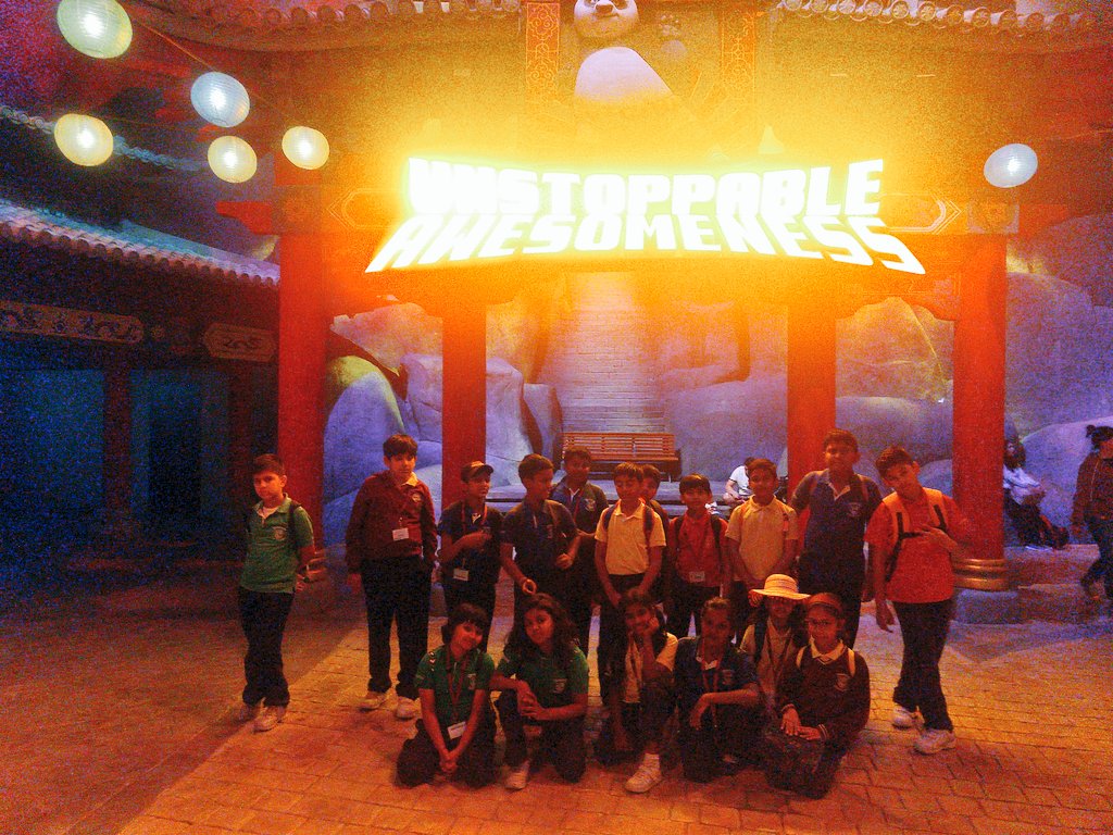 merilxavierraj's tweet photo. GNMS Primary Grade 4and 5 fun-filled field trip unstoppable awesomness @ kungfu panda @ motion gate #GR4A @gemsnms_alkhail @Fatima_Martin @ShettySampoorna @ChristineDeNor1 https://t.co/Sh6e7D4nh1