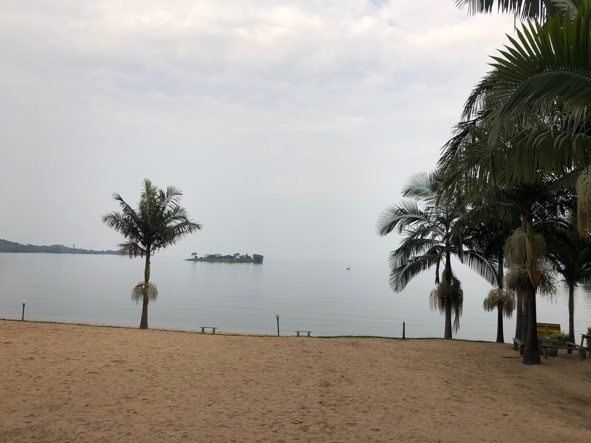 sarodriques's tweet photo. Woke up here, at the lovely #Rushel Kivu Lodge. Just discovering this part of beautiful #Rwanda ! Looking forward to a swim later. https://t.co/xsnuDGjYZX