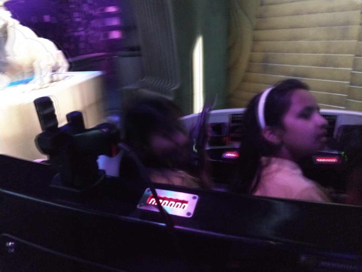 merilxavierraj's tweet photo. GNMS Primary Grade 4 and 5 fun-filled field trip . Awesome rides, encouraged and supported by friends and teachers to overcome the fear @ motion gate #GR4A @gemsnms_alkhail @Fatima_Martin @ShettySampoorna @ChristineDeNor1 https://t.co/AbszgIh4wy